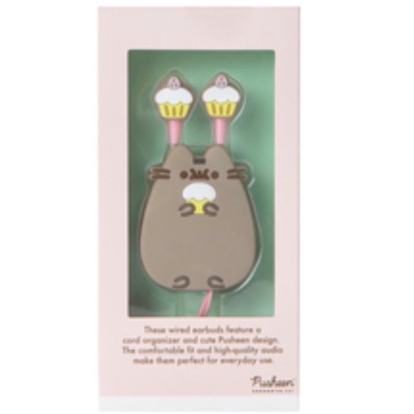 Pusheen Other - Pusheen the Cat Wired Earbuds Kawaii Pink Gray Headphones NIB New In Box